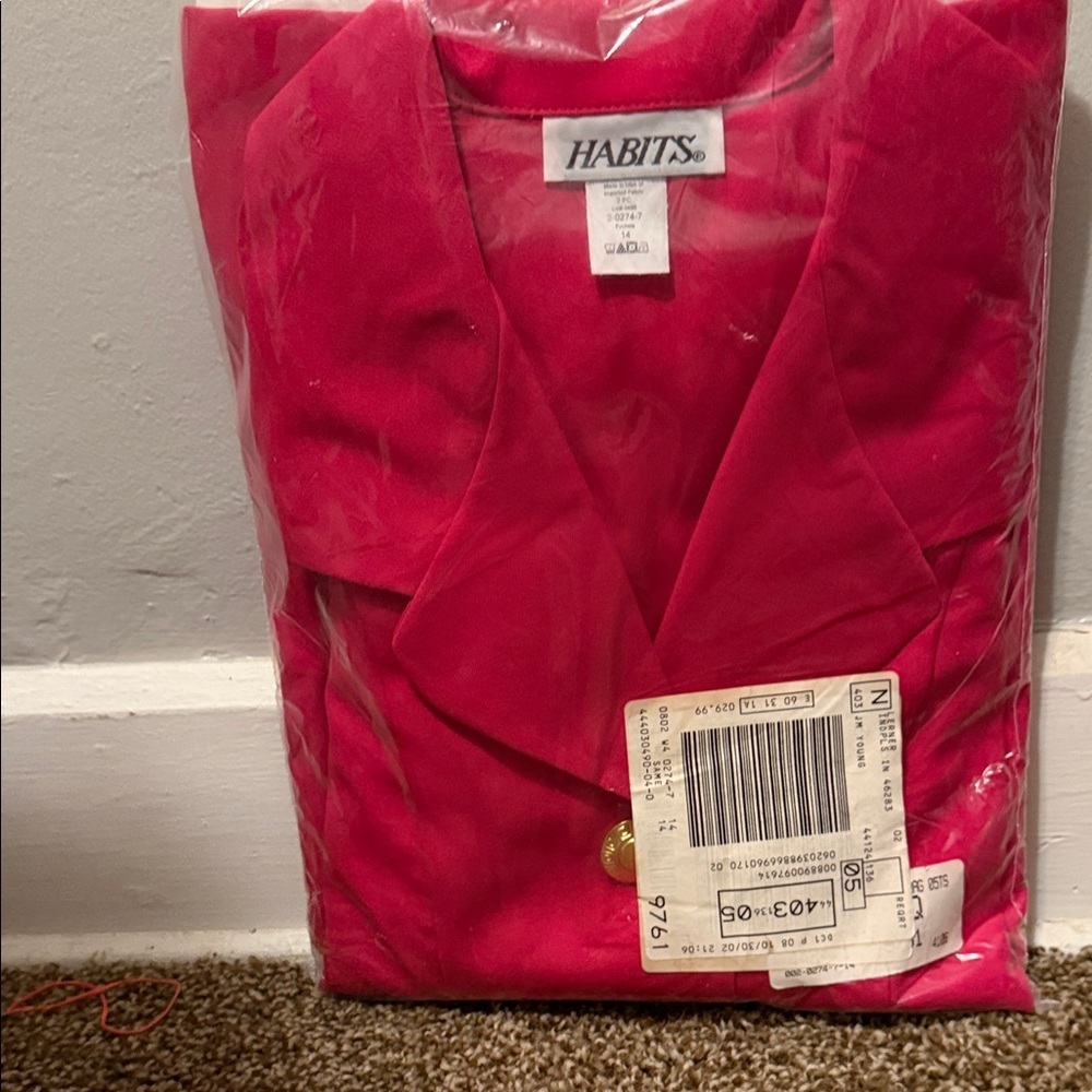 Vintage 
Habits Fuchsia Blazer 2 Piece - Picture 2 of 11